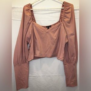Charlotte Russe, plus size 2x, dusty pink, crop top. Puff sleeve, stretchy